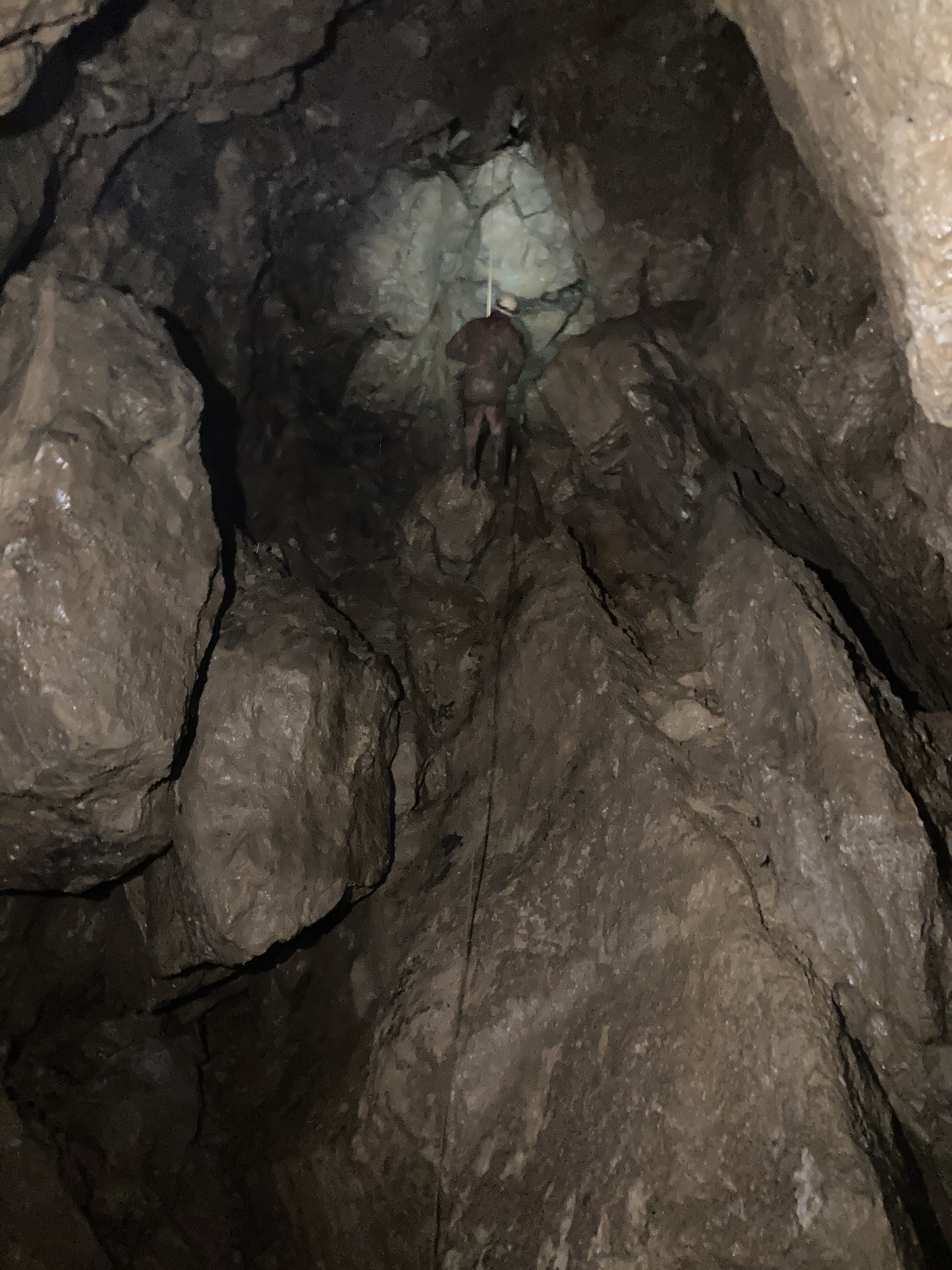 Peak District/Sheffield caving club in Cussey Pot
