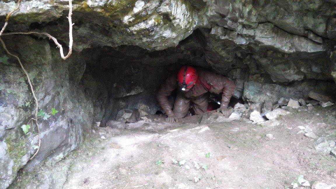 Peak District/Sheffield caving club in Stoney Middleton